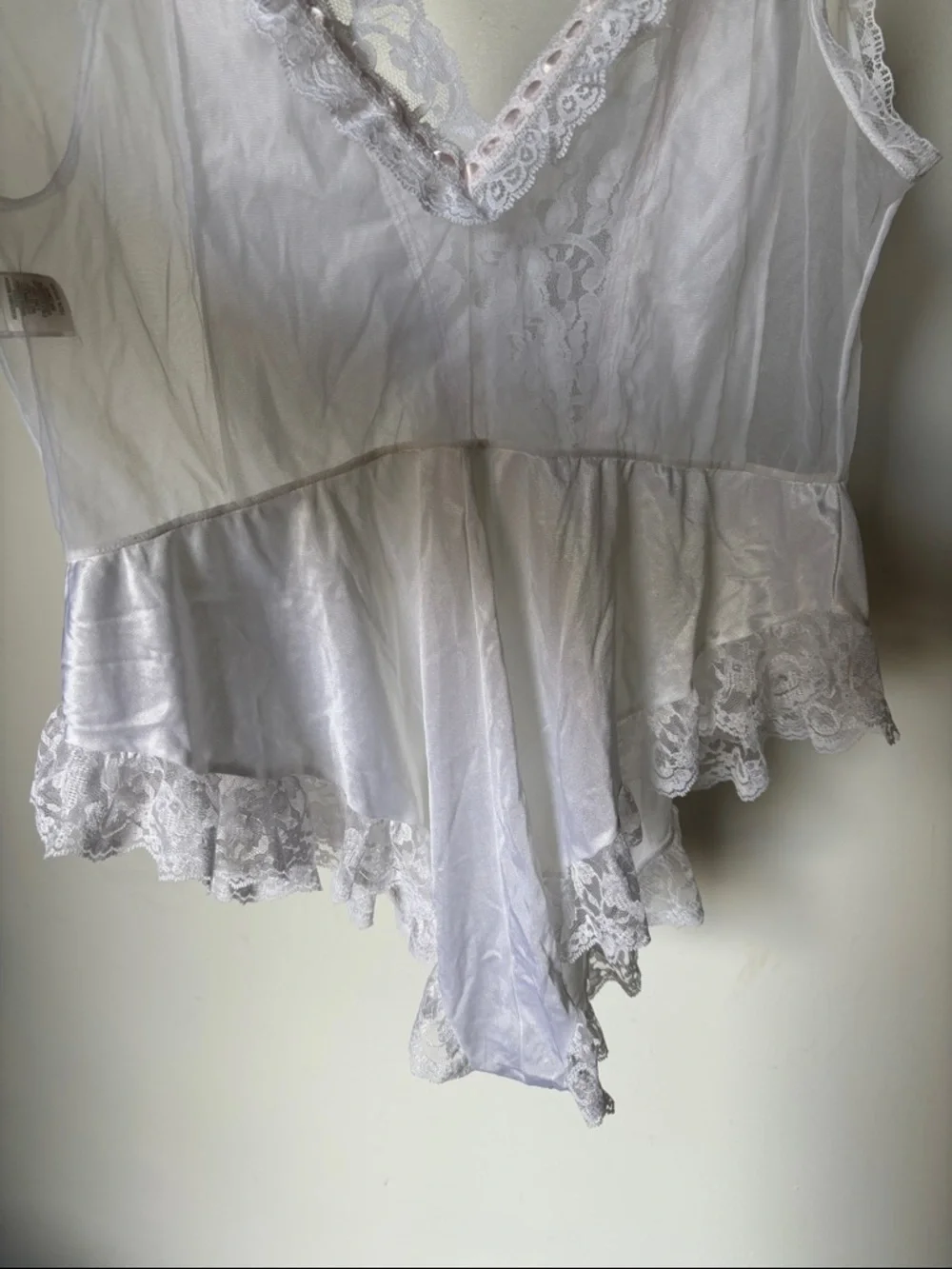 White Floral Lace Trim Satin Teddy Bodysuit Pink Ribbon Roses Vintage - Picture 7 of 10